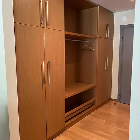 Large One Bedroom Flat - Mountain Bliss Apartment *