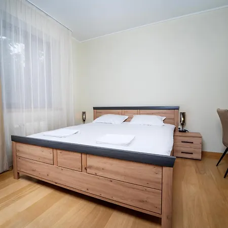 Large One Bedroom Flat - Mountain Bliss Appartement *