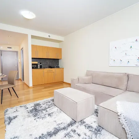 Large One Bedroom Flat - Mountain Bliss