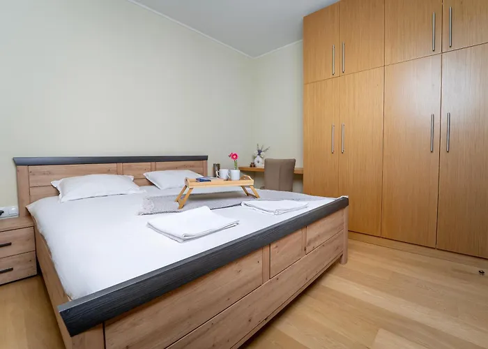 Large One Bedroom Flat - Mountain Bliss Borovets